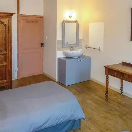 Feriehus Romantic House, Enclosed Garden, Pool