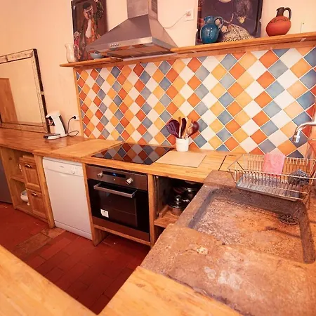 Romantic House, Enclosed Garden, Pool Feriehus Lagrasse