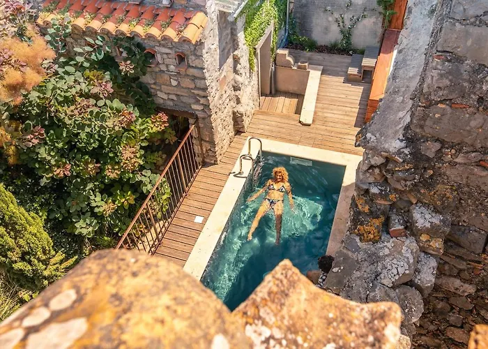 Romantic House, Enclosed Garden, Pool * Lagrasse