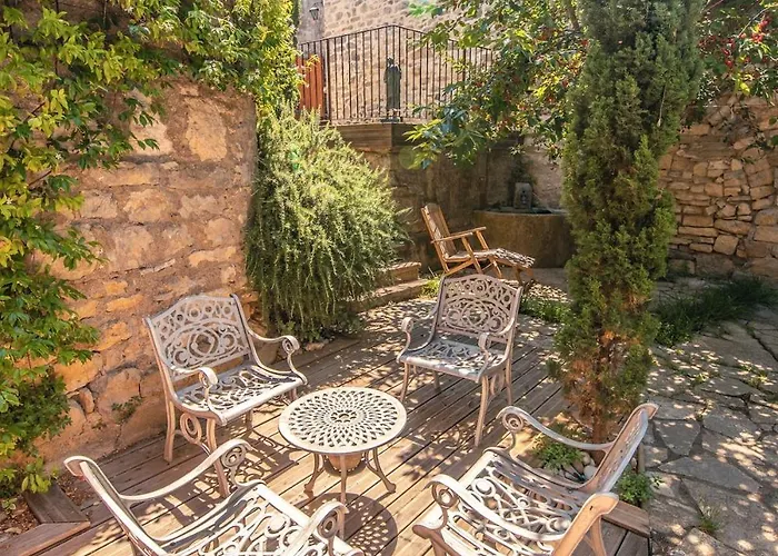 Romantic House, Enclosed Garden, Pool * Lagrasse